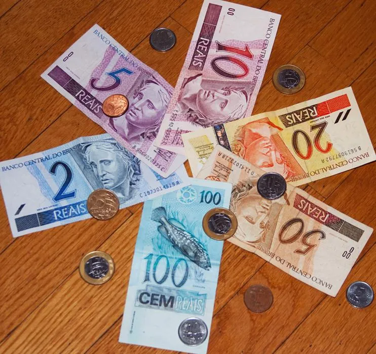 Queda recorde do real: menos 70% em uma semana — e isso é só o começo?